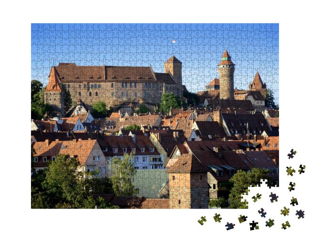 Puzzle de 1000 pièces « Château Kaiserburg à Nuremberg en Bavière, Allemagne avec la vieille ville en été »