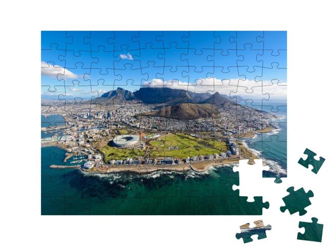 Puzzle de 100 pièces « Vue d'hélicoptère : vue aérienne de Cape Town, Afrique du Sud »