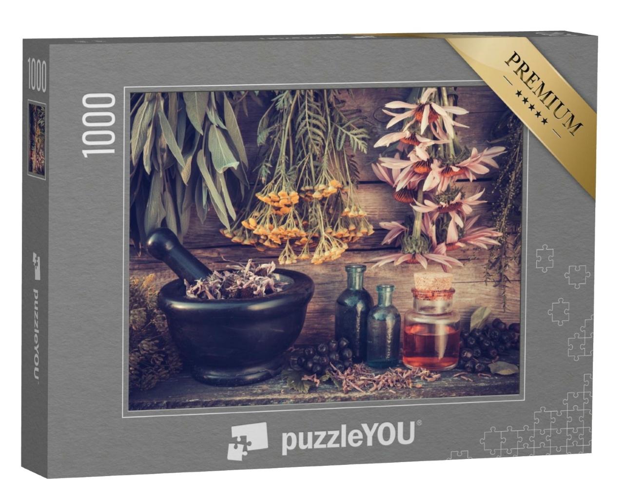 Puzzle de 1000 pièces « Bouquets d'herbes médicinales parfumées, mortier noir et bouteilles d'huile »