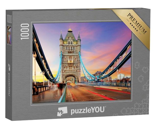 Puzzle de 1000 pièces « Lumière du soir sur le Tower Bridge à Londres »