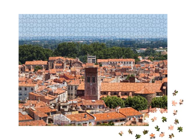 Puzzle de 1000 pièces « Toitures rouges dans la vieille ville de Perpignan, France »