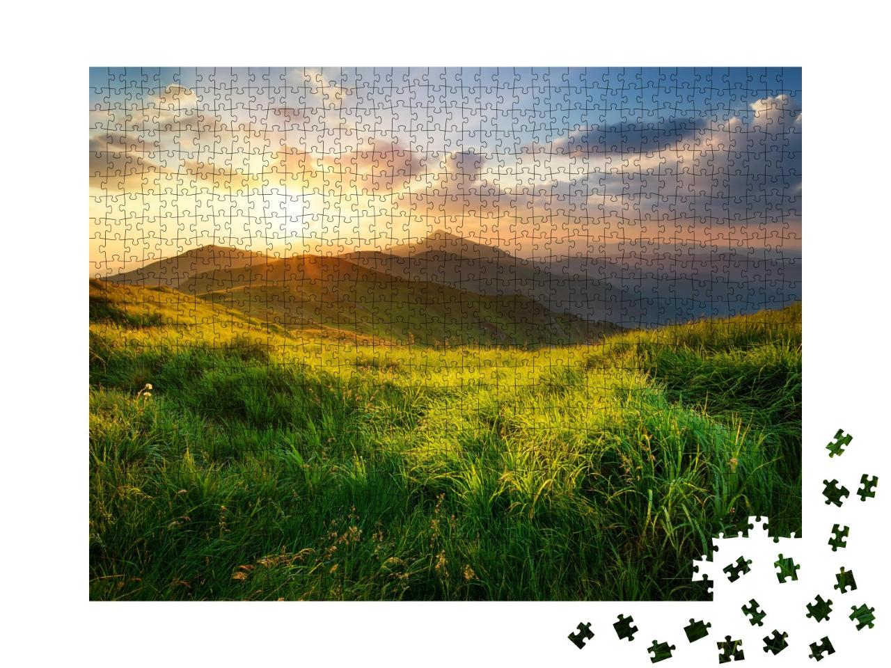 Puzzle de 1000 pièces « Vallée de montagne au lever du soleil »