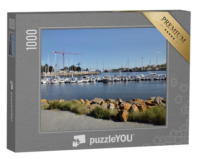 Puzzle de 1000 pièces « Port de Lorient, commune du département du Morbihan, en Bretagne, dans le nord-ouest de la France. »
