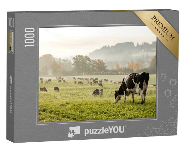 Puzzle de 1000 pièces « Vaches Holstein par un matin d'automne en Suisse »