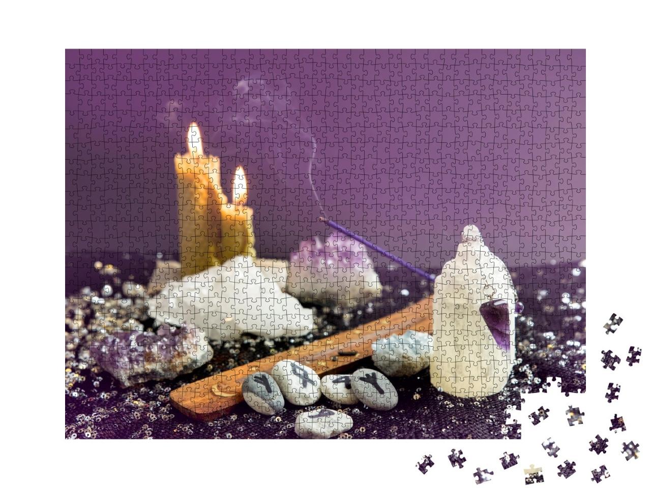 Puzzle de 1000 pièces « Pendule en cristal d'améthyste, pierres runiques, bougies en cire d'abeille, ésotérisme »