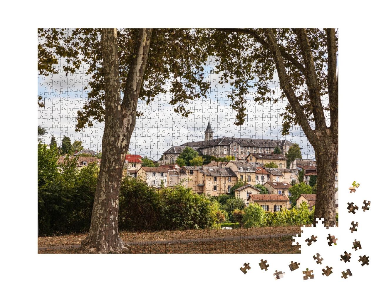 Puzzle de 1000 pièces « Europe, France, Haute-Vienne, Limoges. Vue de Limoges depuis le parc. »
