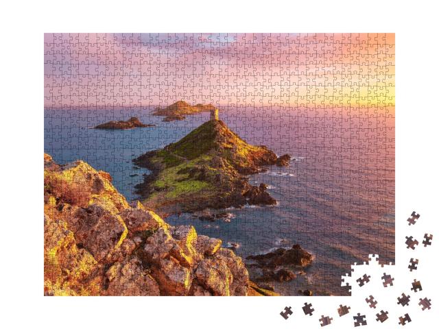 Puzzle de 1000 pièces « Coucher de soleil sur la Torra di a Parata avec la tour génoise, Corse »