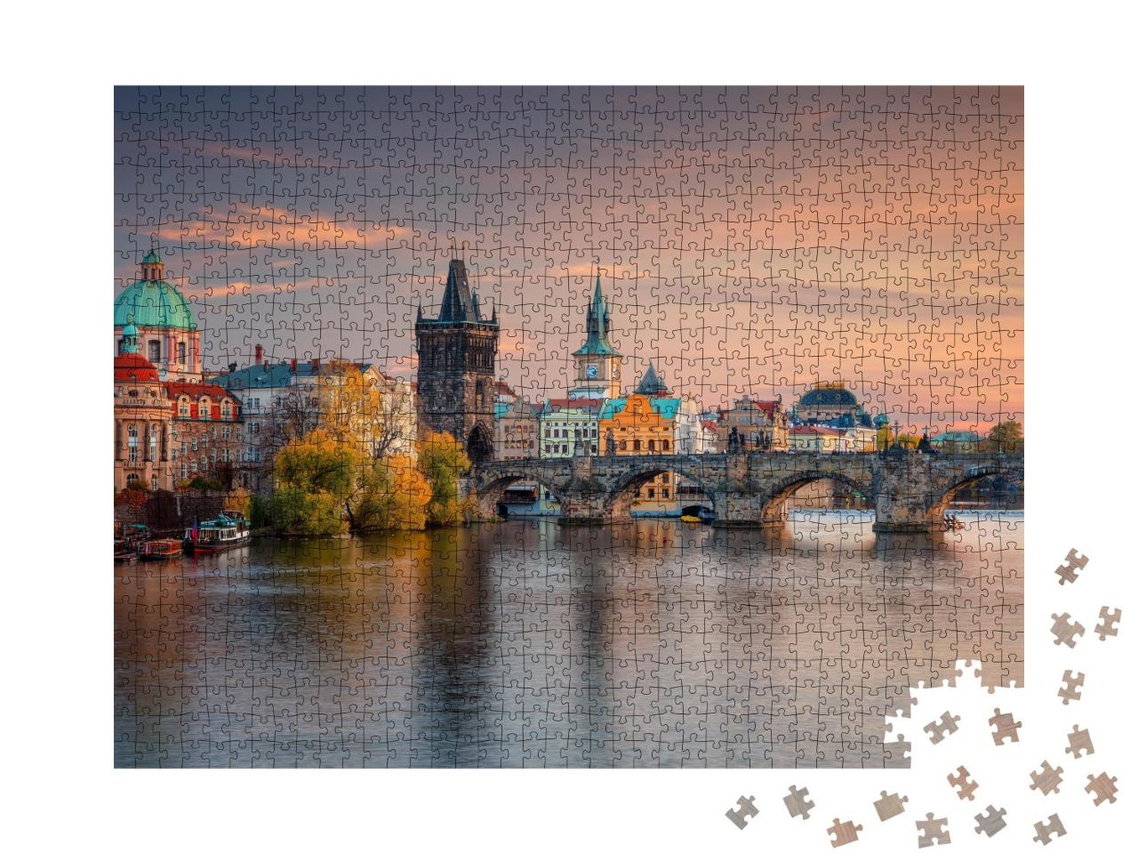 Puzzle de 1000 pièces « Prague, République tchèque : le célèbre pont Charles au coucher du soleil »
