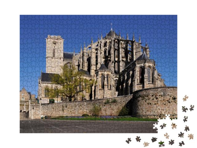 Puzzle de 1000 pièces « Cathédrale romaine de Saint Julien au Mans dans la région Pays de la Loire au nord-ouest de la France »