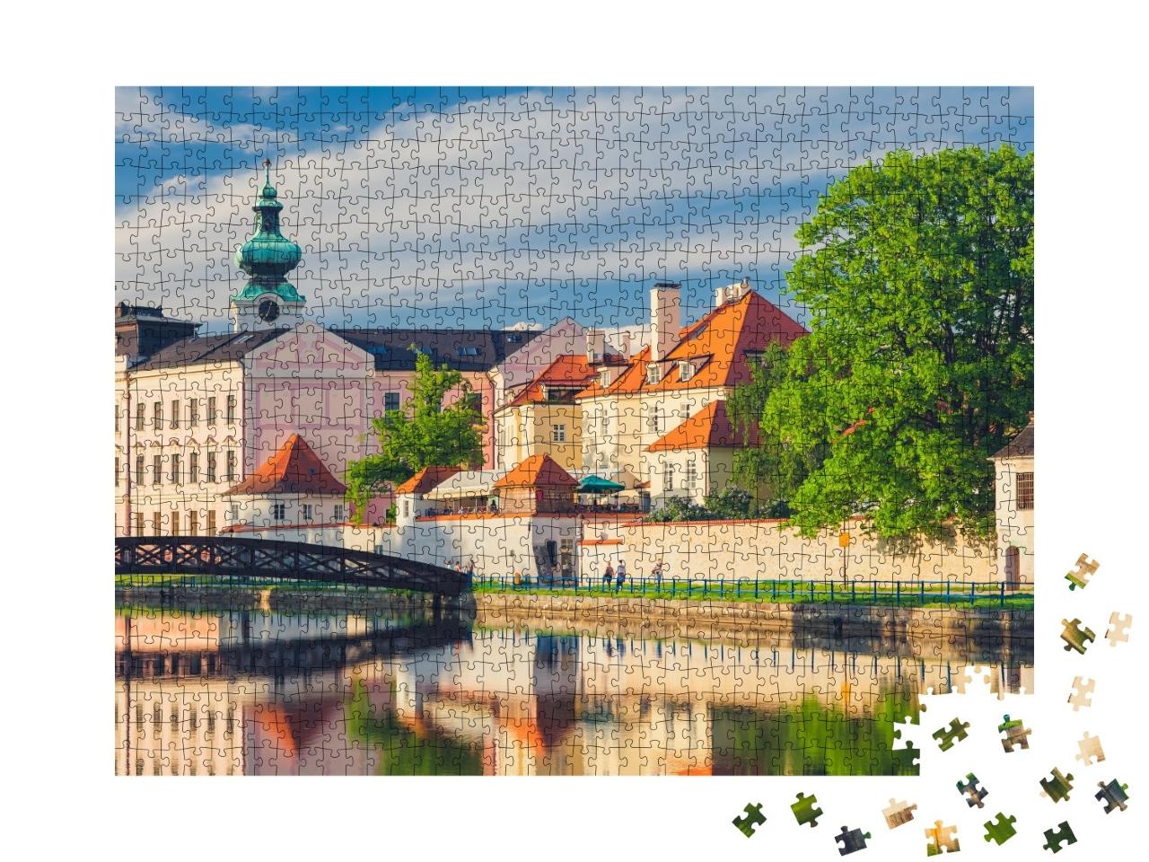 Puzzle de 1000 pièces « Coucher de soleil : vue de Budweis, République tchèque »