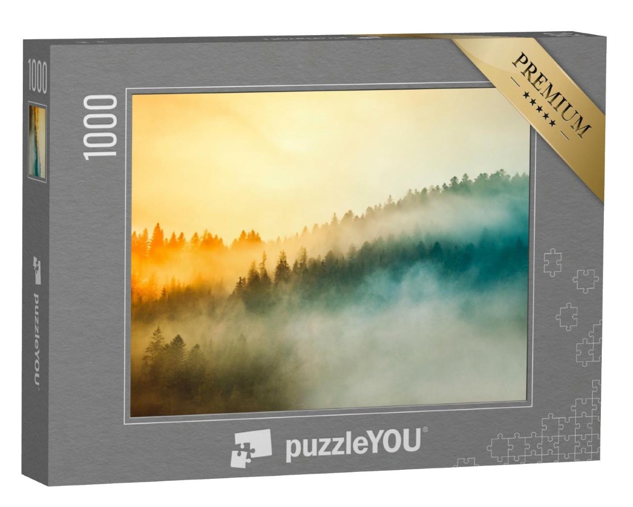 Puzzle de 1000 pièces « Magnifique lever de soleil sur la forêt dans la brume matinale »