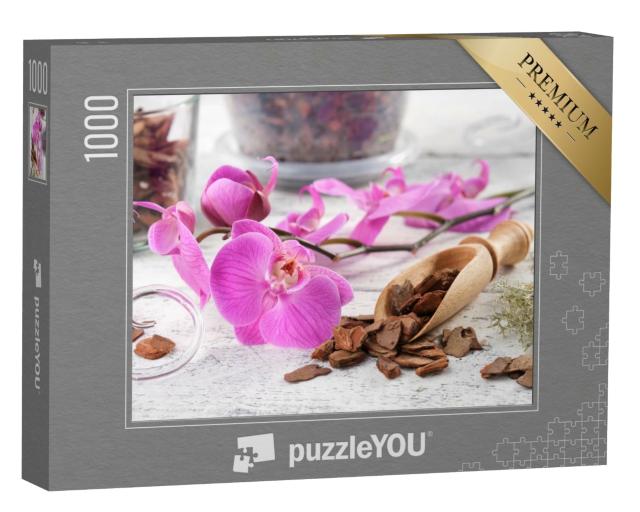 Puzzle de 1000 pièces « Magnifique composition, au centre une orchidée violette »