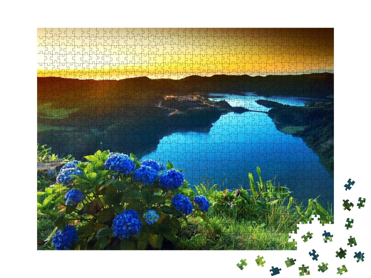 Puzzle de 1000 pièces « Lac de cratère volcanique de Sete Citades, Açores, Portugal »