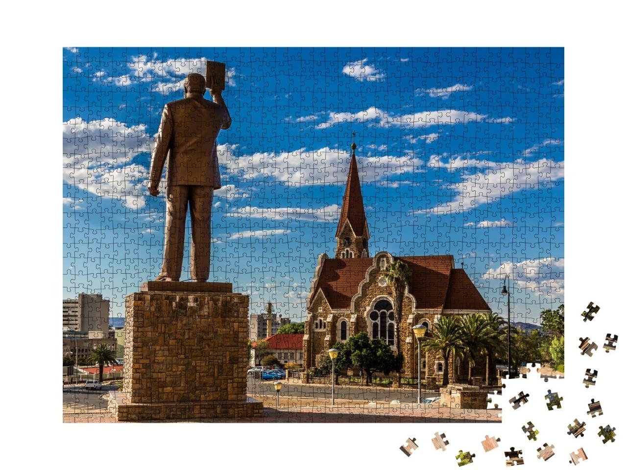 Puzzle de 1000 pièces « Monument au premier président namibien à Windhoek, Namibie »