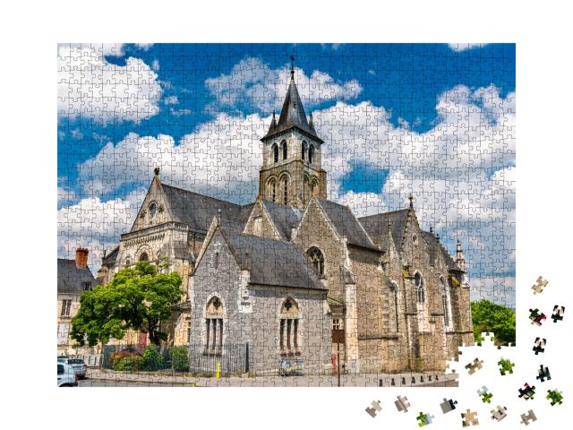 Puzzle de 1000 pièces « Cathédrale de la Sainte-Trinité de Laval - Pays de la Loire, France »