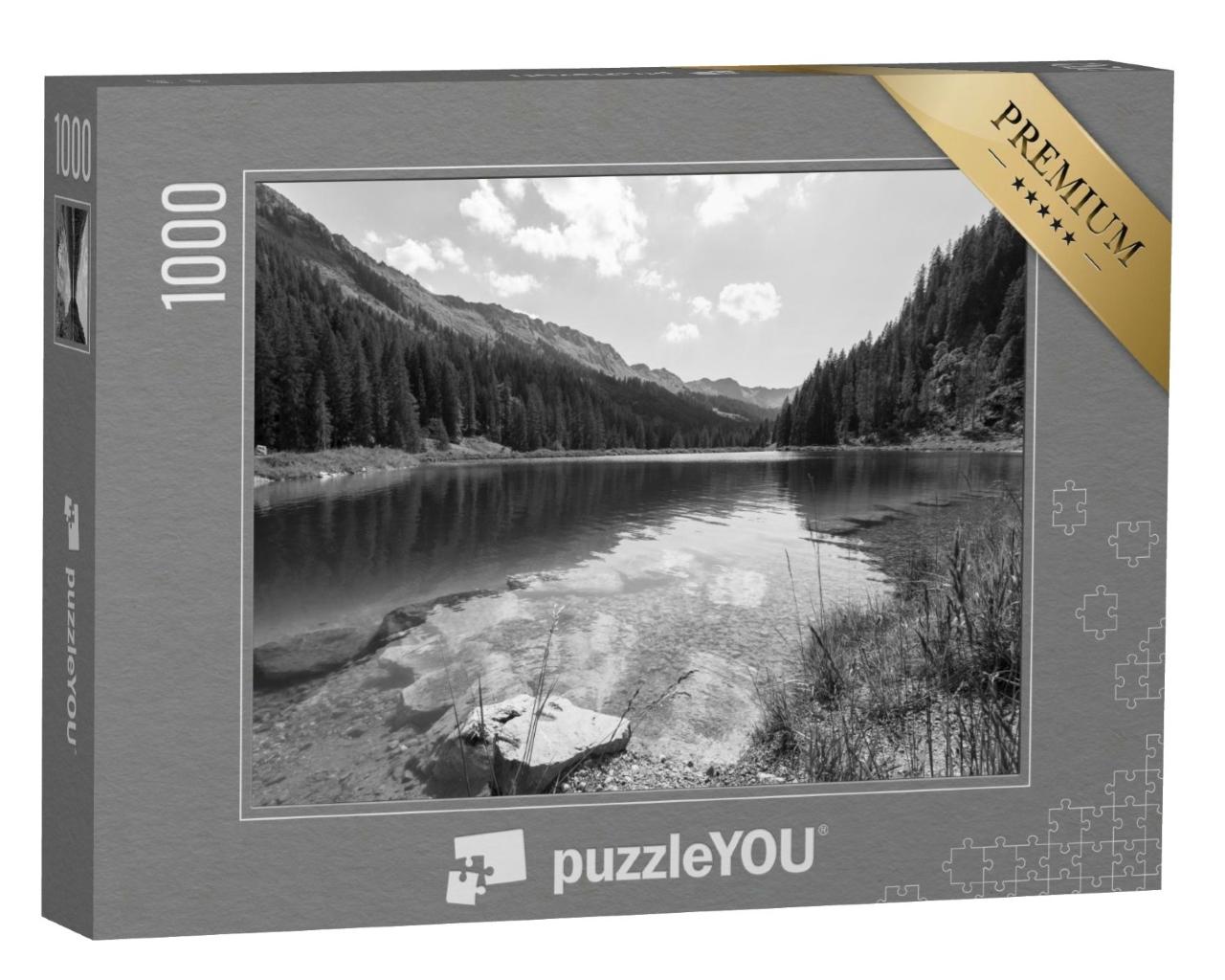 Puzzle de 1000 pièces « Herzsee dans le Kleinwalsertal, Autriche, noir et blanc »