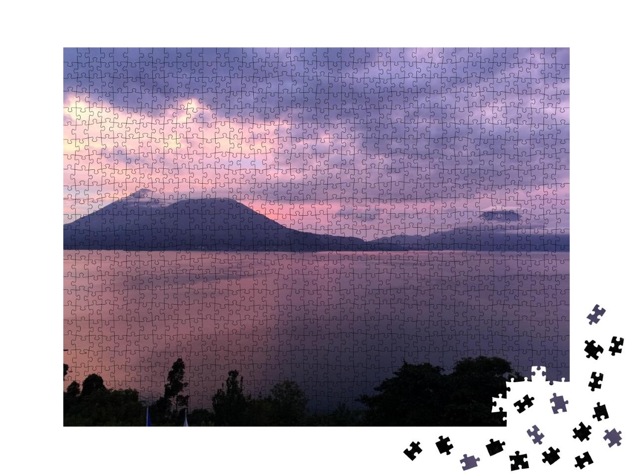 Puzzle de 1000 pièces « Magnifique lac Atitlán au coucher du soleil, Guatemala »