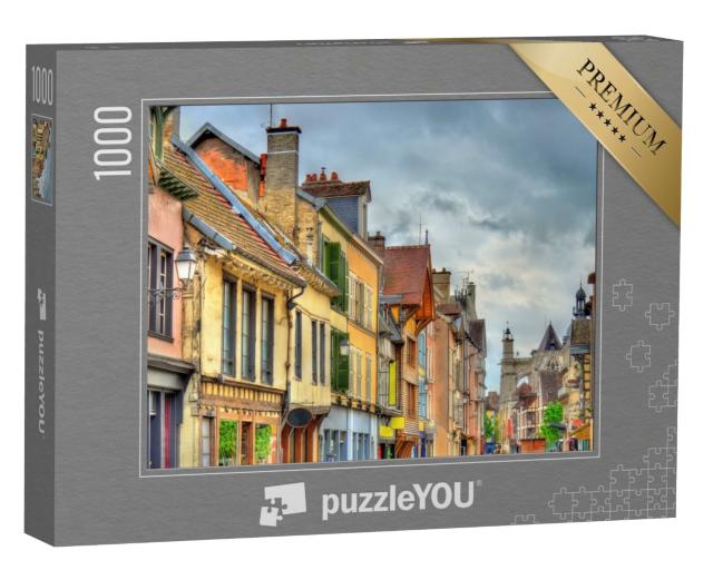 Puzzle de 1000 pièces « Maisons traditionnelles dans une rue de Troyes - France, Aube »
