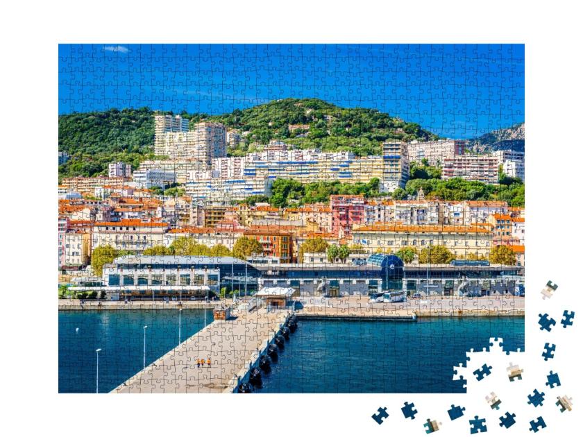 Puzzle de 1000 pièces « Ajaccio, Corse, France, ligne d'horizon de la côte. »