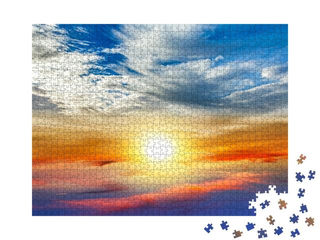 Puzzle de 1000 pièces « Coucher de soleil coloré au-dessus des nuages »