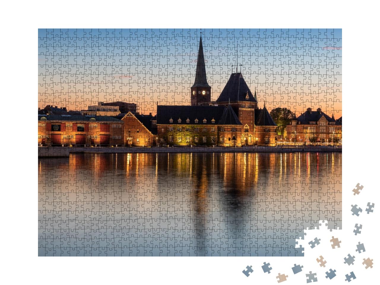 Puzzle de 1000 pièces « Port d'Aarhus : le Danemark à l'heure bleue »