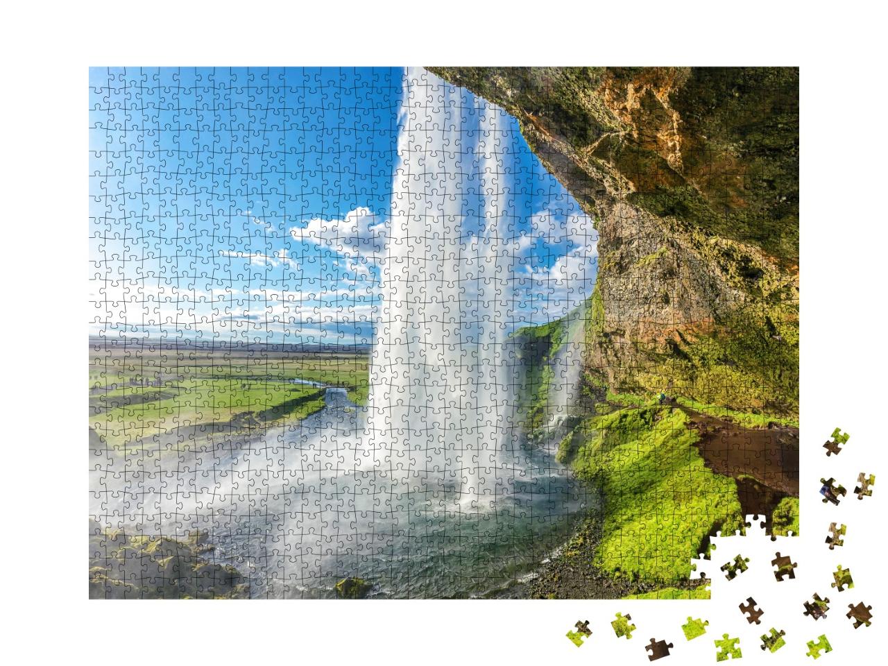 Puzzle de 1000 pièces « Sur le dos de Seljalandsfoss en Islande »