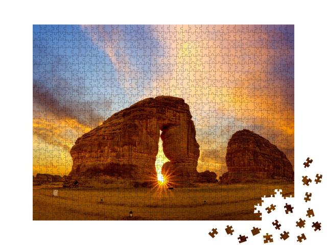 Puzzle de 1000 pièces « Impressionnant rocher de l'éléphant au coucher du soleil, Al Ula, Arabie saoudite »
