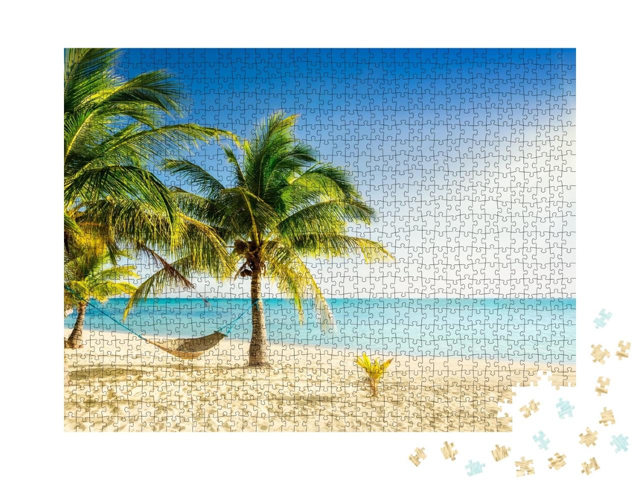 Puzzle de 1000 pièces « Plage paradisiaque avec palmiers et hamacs tressés »