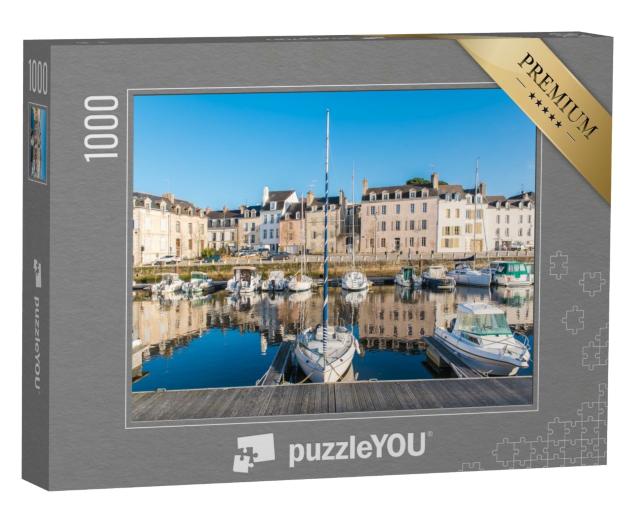 Puzzle de 1000 pièces « Maisons et bateaux dans le port de Vannes, une belle ville de Bretagne »