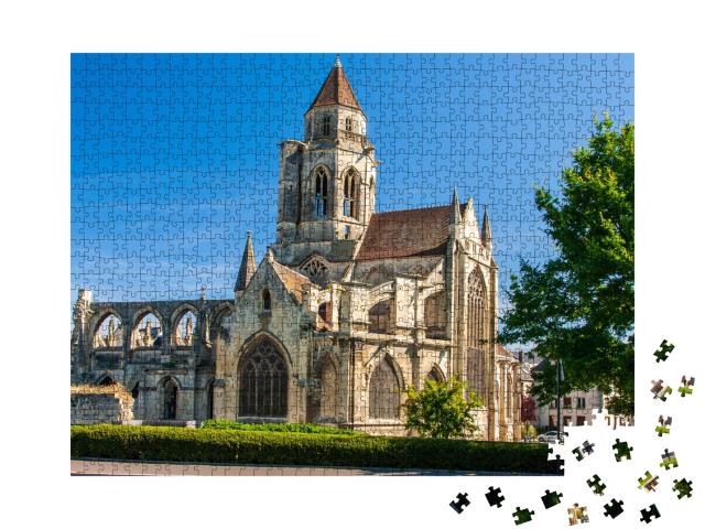 Puzzle de 1000 pièces « Curch Vieux St-Etienne à Caen en Normandie en France »