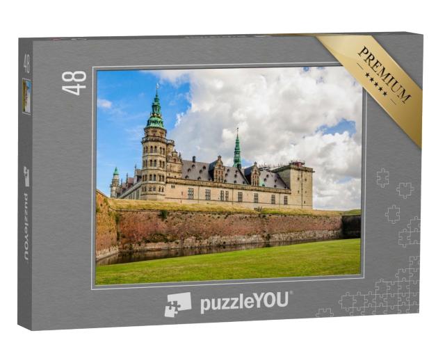 Puzzle de 48 pièces « Vue panoramique du mur de briques autour du château de Kronborg à Helsingor »