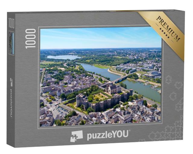 Puzzle de 1000 pièces « Vue aérienne du château des ducs d'Anjou dans la ville d'Angers, Maine et Loire, France »