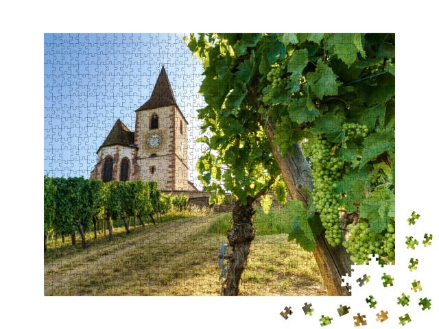Puzzle de 1000 pièces « Église Saint-Jacques-le-Major à Hunawihr entre les vignobles de Ribeauville, Riquewihr et Colmar »