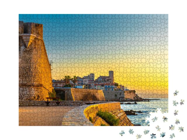 Puzzle de 1000 pièces « Centre historique d'Antibes, Côte d'Azur, Provence, France. »