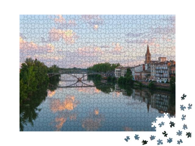 Puzzle de 1000 pièces « Reflets du soir dans la rivière près de Montauban »