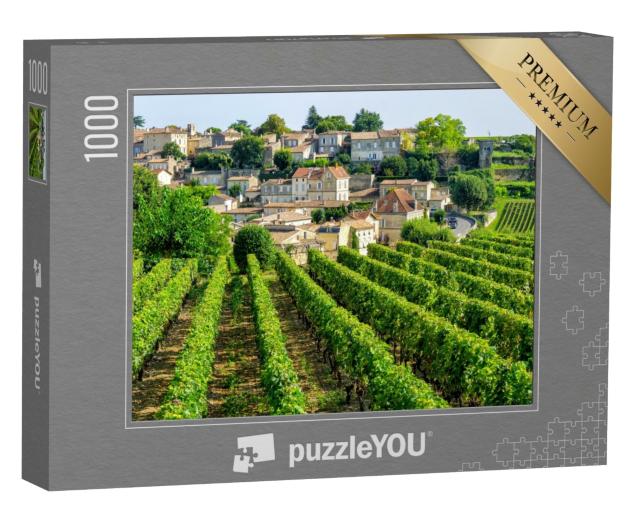 Puzzle de 1000 pièces « Vue sur les vignobles du village de Saint Emilion dans la région de Bordeaux, France »