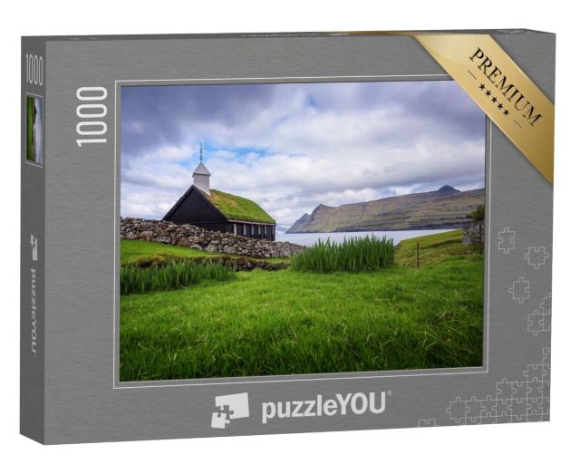 Puzzle de 1000 pièces « Une église en bois au bord de la mer aux îles Féroé »
