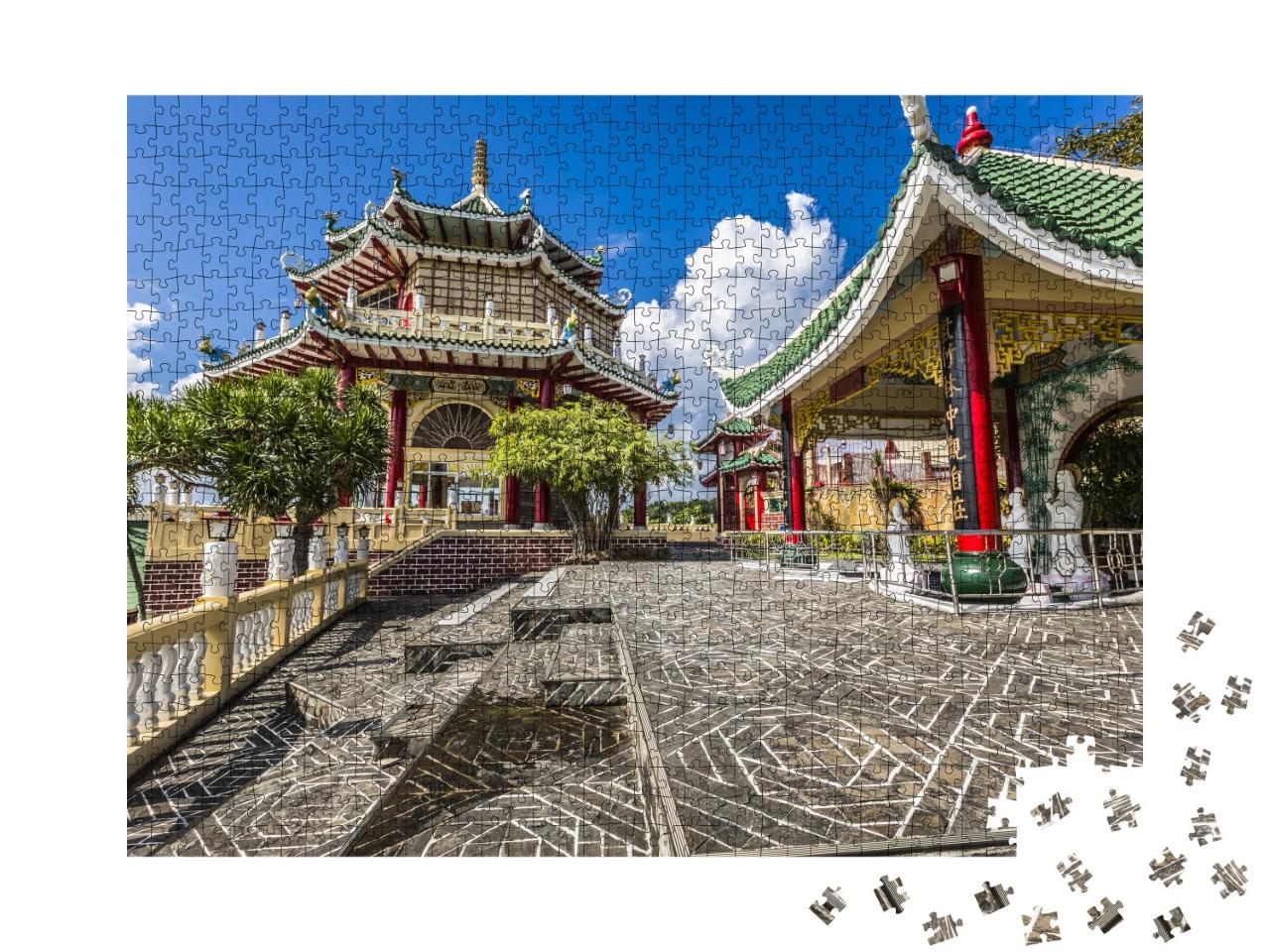 Puzzle de 1000 pièces « Pagode du temple taoïste à Cebu, Philippines »