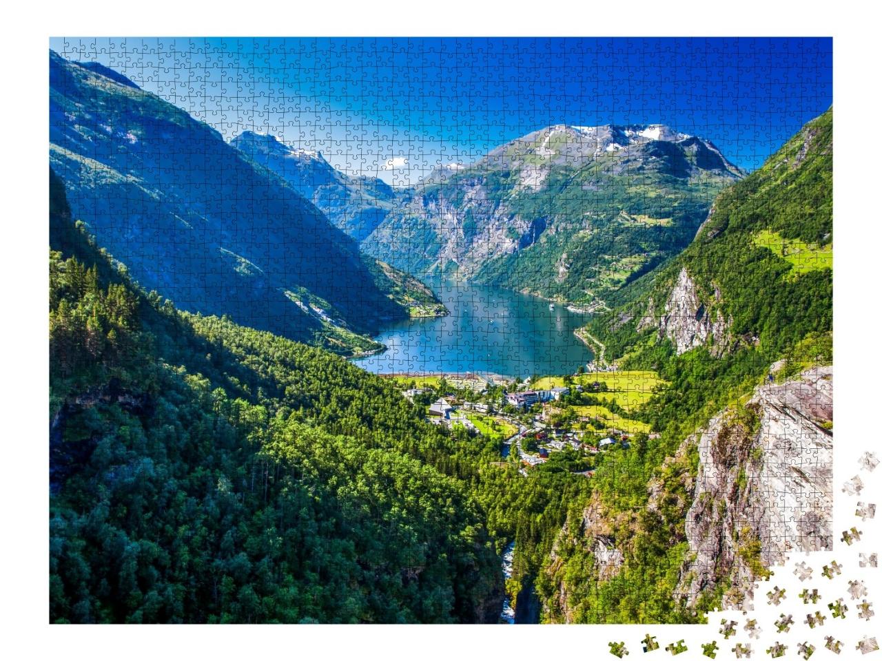 Puzzle de 2000 pièces « Geirangerfjord en Norvège »