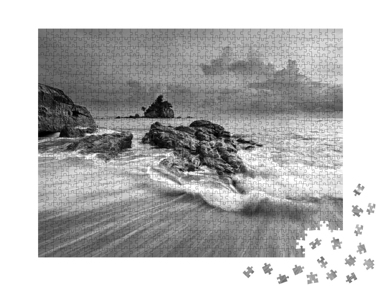 Puzzle de 1000 pièces « Mouvements de la mer sur la plage »