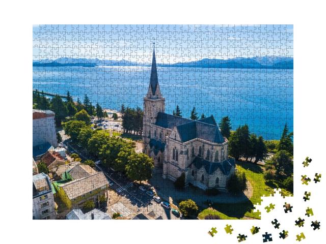 Puzzle de 1000 pièces « Église dans la ville de Bariloche, Argentine »