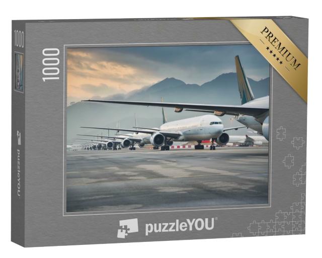 Puzzle de 1000 pièces « Flotte d'avions en stationnement »