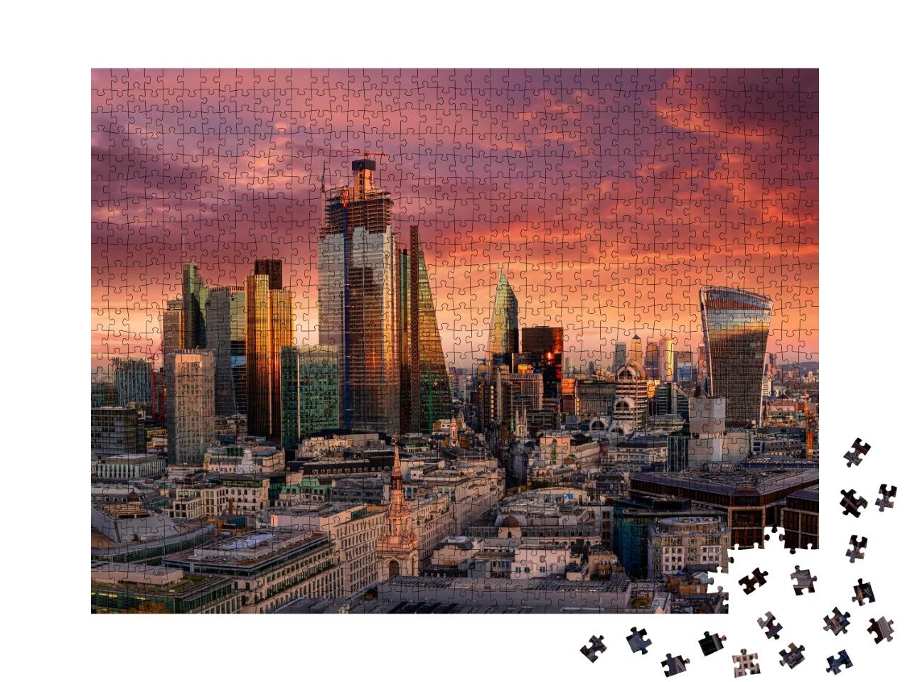 Puzzle de 1000 pièces « Coucher de soleil enflammé sur le quartier financier de Londres »