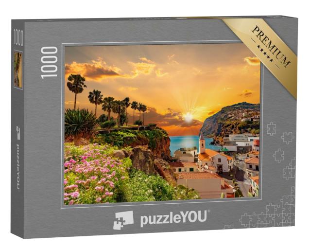 Puzzle de 1000 pièces « Coucher de soleil sur la ligne de côte à Madère, Portugal »
