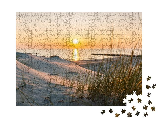 Puzzle de 1000 pièces « Coucher de soleil sur la plage de la Baltique »