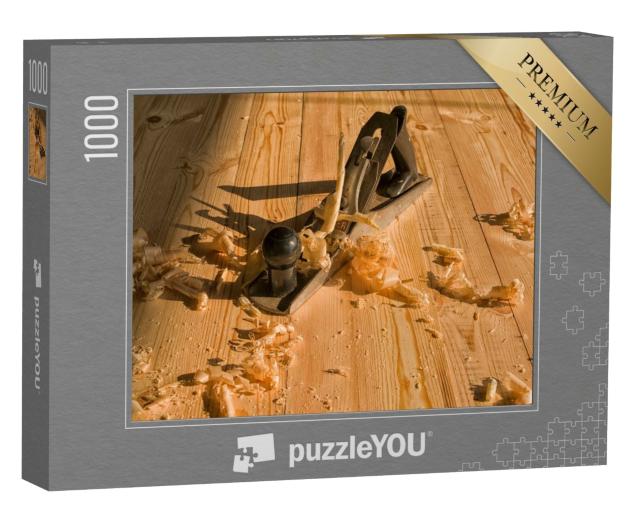 Puzzle de 1000 pièces « Rabot manuel en bois avec copeaux de bois »