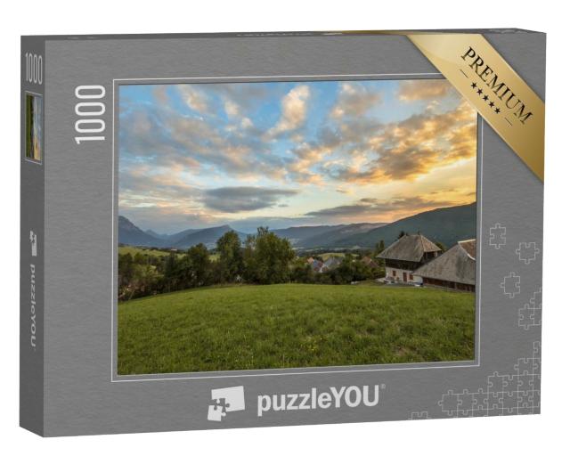 Puzzle de 1000 pièces « Prairie avec les Alpes françaises au loin, Haute Savoie, France »