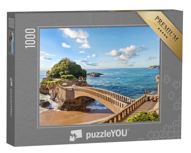 Puzzle de 1000 pièces « Pont vers la petite île près de la côte à Biarritz, France »