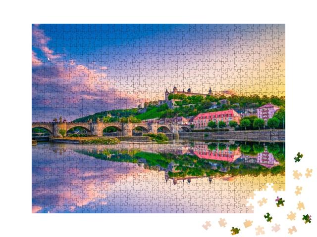 Puzzle de 1000 pièces « La forteresse Marienberg et le vieux pont sur le Main, Würzburg, Bavière »