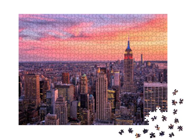 Puzzle de 1000 pièces « New York City avec l'Empire State Building au coucher du soleil »